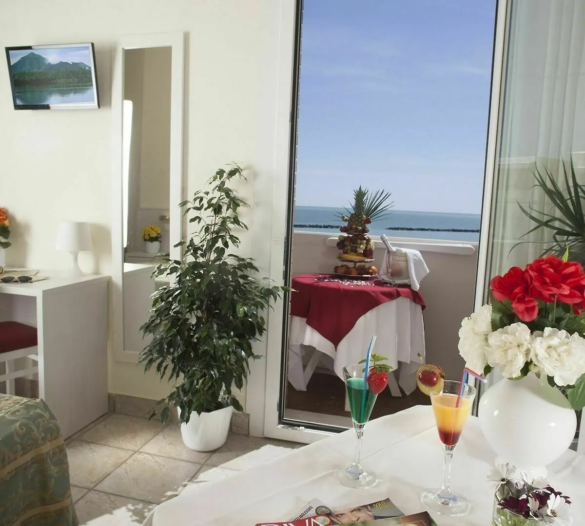 Hotel K2 Marina di Ravenna 3*,  Italia